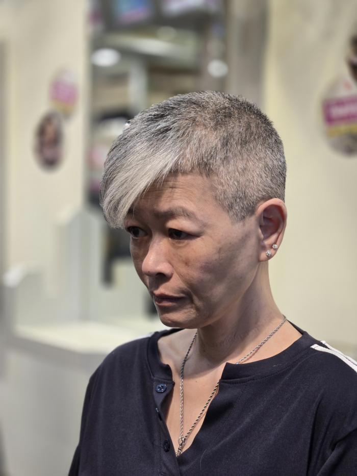 女性超短髮