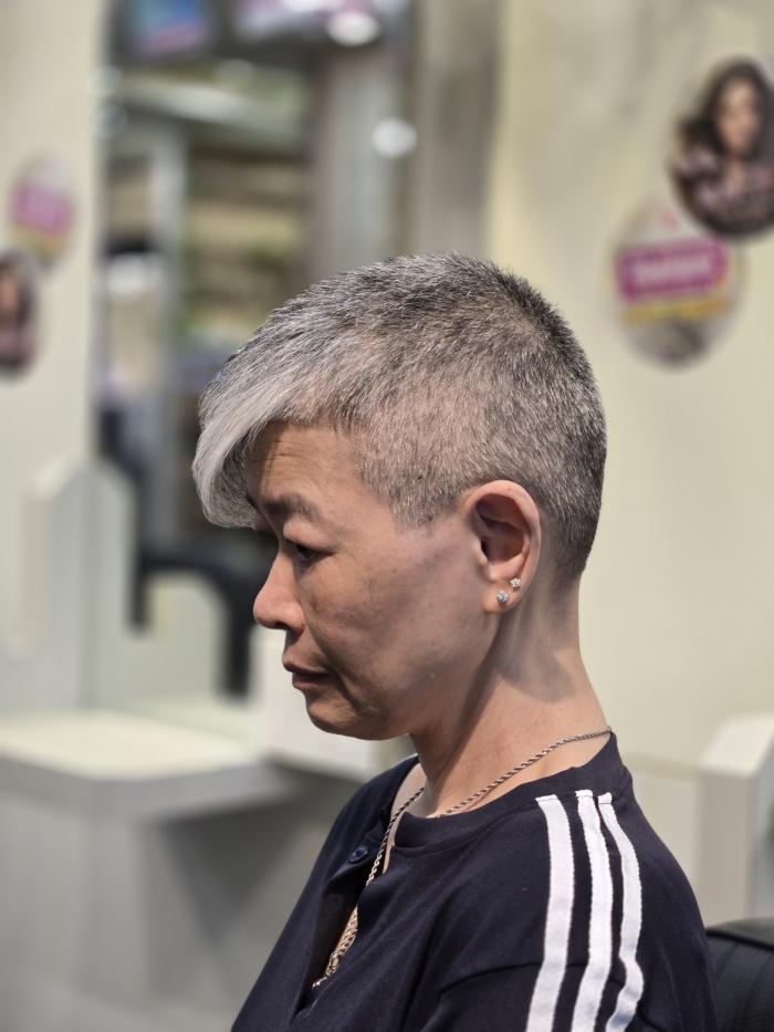 女性超短髮